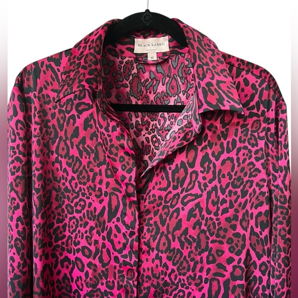 Black Label Pink Leopard Print Robe - Picture 12 of 14
